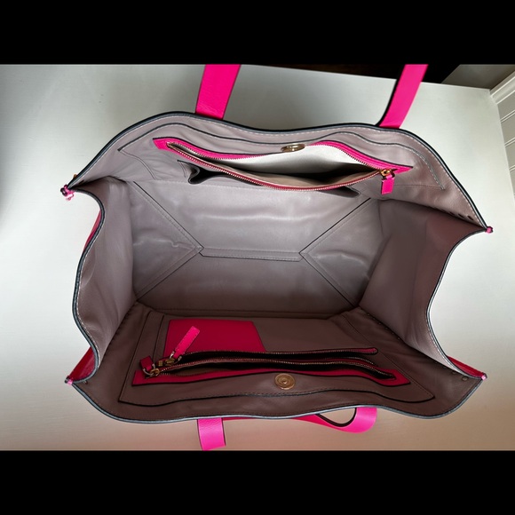 VALENTINO Leather Rockstud Tote - Picture 6 of 8